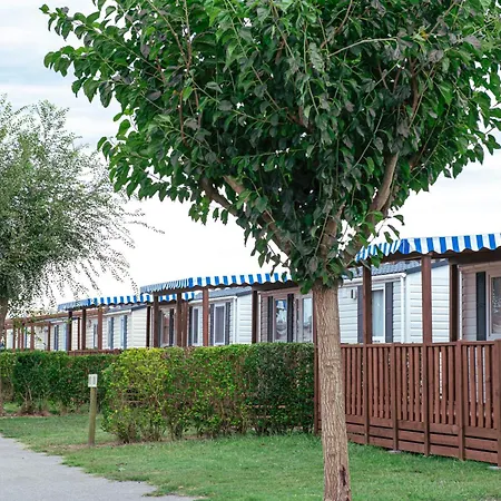 Campsite Albatross Mobile Homes On Playa Brava Pals